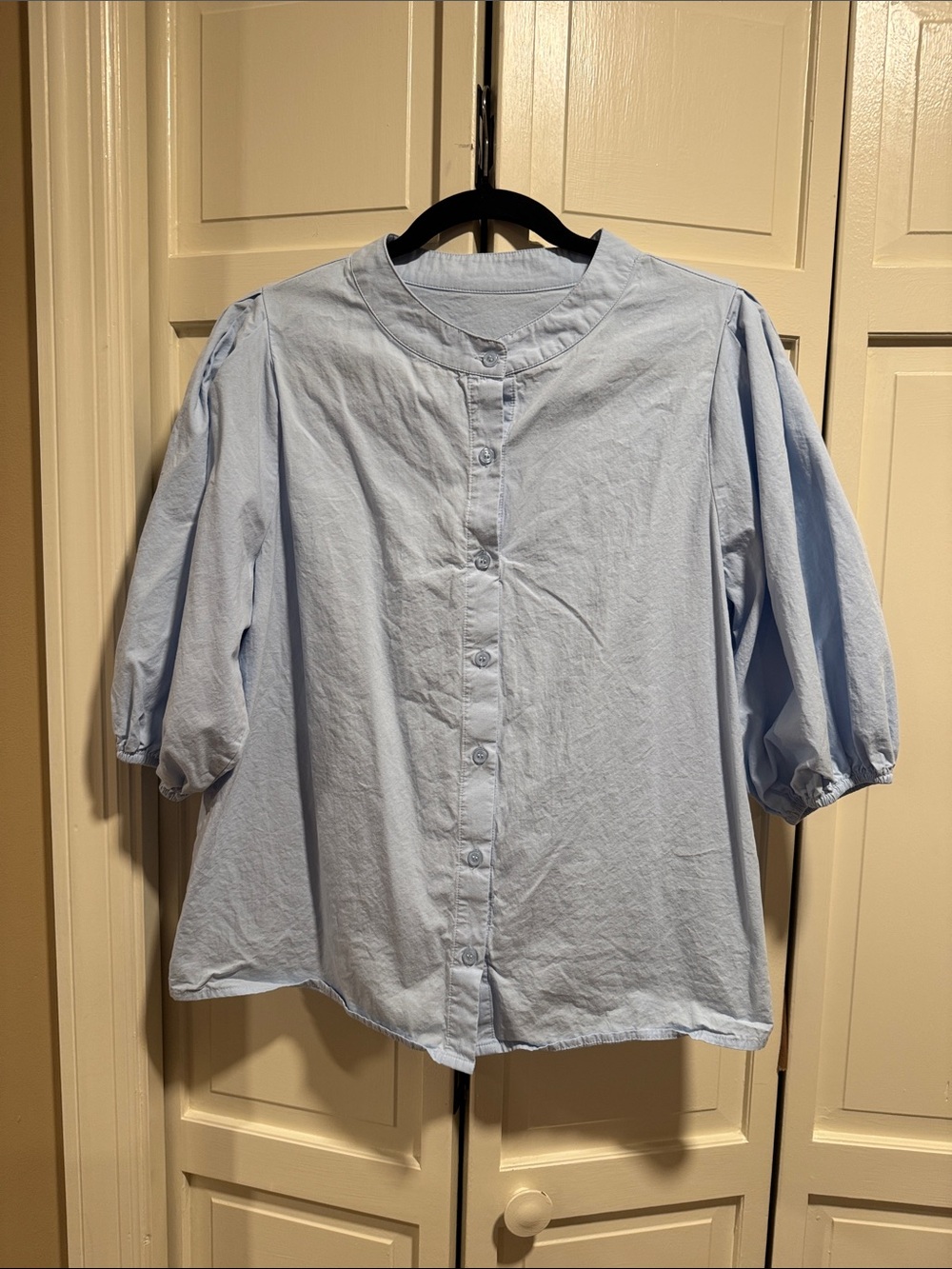 Source Unknown Light Blue Button-Down Blouse